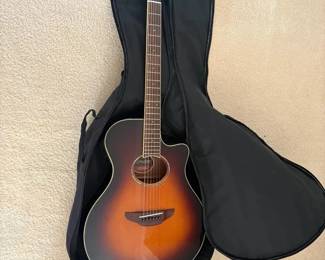 PHS120 Yamaha APX600 Electric Guitar 