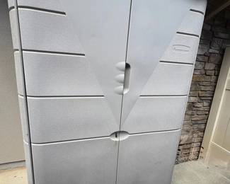 PHS056 Rubbermaid Outdoor Storage 