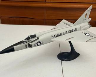 PHS112 - Convair F-102 Delta Dagger Airplane Model 