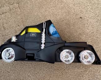 Hot Wheels Batman Semi Hauler Toy second image