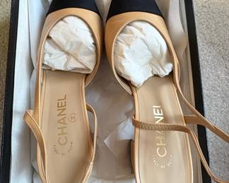 Chanel Goatskin Grosgrain Cap Toe Slingback Pumps