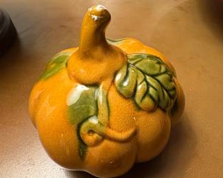Ceramic Pumpkin Salt and Pepper Shaker Set