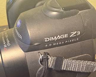 Konica Minolta DiMAGE Z3 Digital Camera