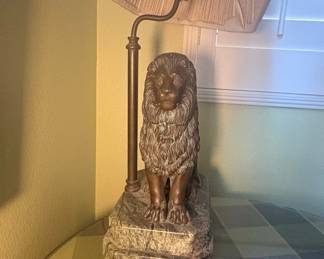 Bronze Regal Lion Table Lamp with Marble Base 