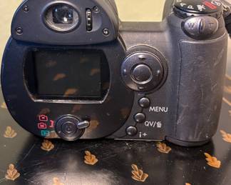 Konica Minolta DiMAGE Z3 Digital Camera