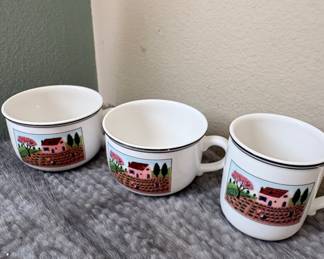 Villeroy & Boch "Naif" Pattern Breakfast Cups