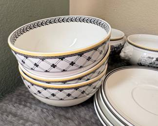 Villeroy & Boch 'Audun Ferme' Porcelain Dinnerware Set