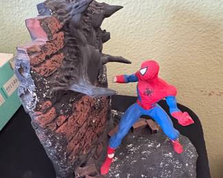 Spider-Man vs. Venom Diorama Statue by Bowen Designs