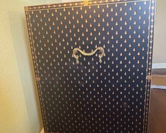 Maitland Smith Black Lacquered Commode with Gilt Chinoiserie Dresser