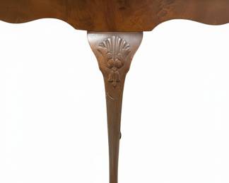 Antique Walnut Burl Queen Anne Style Tilt-Top Table