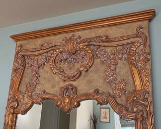 LaBarge Italian Carved and Gilt Mirror