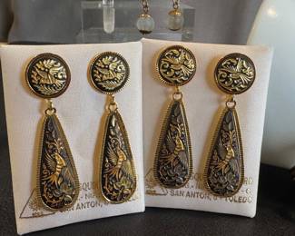 Damascene Gold Earrings - Vintage Damasquinado de Oro Filigree & Bead Drops
