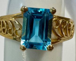 Emerald-Cut Blue Topaz Ring in 10K Gold - Size 6, Filigree Band, 4-Prong Setting