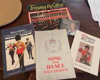 Collection of Queen Elizabeth items