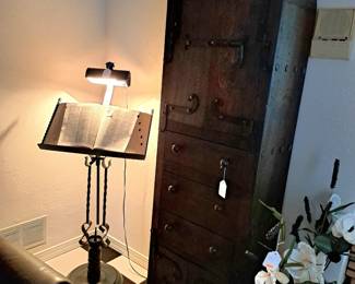 Lighted book stand, interesting cabinet