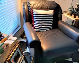 leather chair, floor lamp