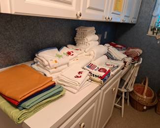 Nice hand and assorted towels