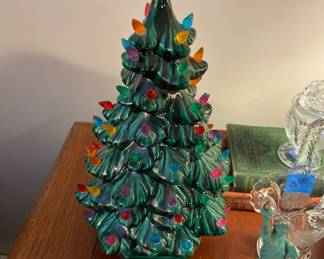 Small Vintage Ceramic Christmas Tree, Holland Mold