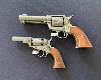 Gun Replicas 