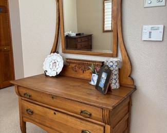 Oak Low Boy Dresser w/Mirror