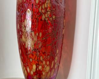 Striking hand-blown studio art glass vase by Paul Bendzunas. Vibrant red magma pattern with organic cellular design and metallic trailing. Statement decorative piece from a fine estate collection.
Paul Bendzunas, studio art glass, hand blown glass, magma glass, cellular glass, contemporary art glass, American studio glass, red art glass vase, modern decorative glass, blown glass vase, collectible art glass, signed art glass, abstract glass sculpture, designer glass, gallery glass, statement vase, modern home décor, artisan glass, studio glass movement, decorative centerpiece.
