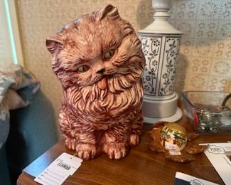 Vtg Ceramic Persian Cat Figurine