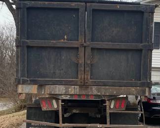 auctioncompanykc.com