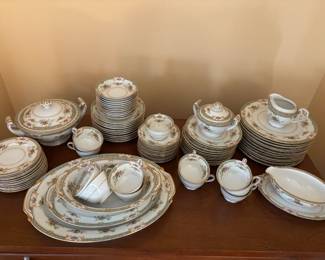 Celebrate China "Linda' Dinnerware Set