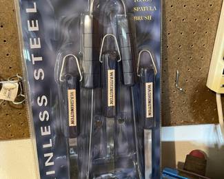 4-Piece BBQ Tool Set