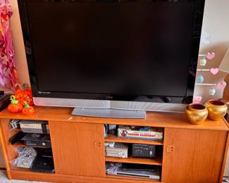 Vizio 52" FHDTV10A LCD Television