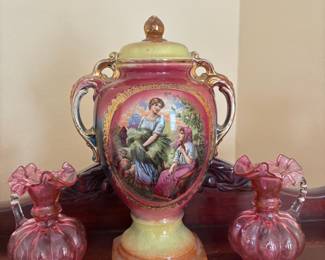 Early 20th Century Royal Vienna Style Lidded Urn Vase, Pair of Cranberry Pink Melon-Ribbed Glass Creamer Pitchers