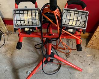Utilitech Double Work Light with Tripod Stand
