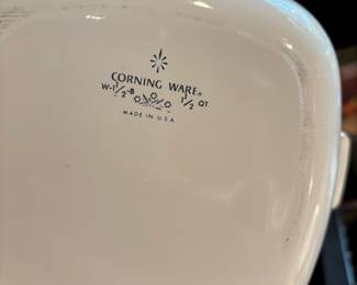 Corning Ware "Golden Wheat" 1.5 Quart Casserole Dish