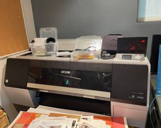 Epson SureColor P6000 24" Wide-Format Printer