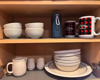 Gibson Blue Stipe Dish Set