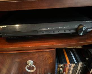 Sony DAV-HDX589W 5.1-Channel Home Theater System