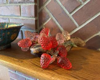 Vintage Art Glass Red Raspberry Cluster
