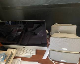 imac desktop computer (corner of screen cracked), sonos speakers set