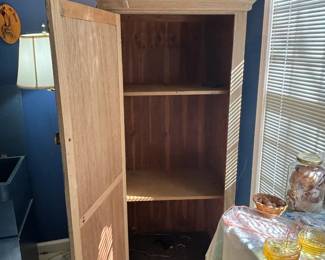Storage cabinet