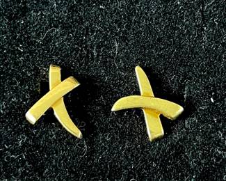 18k Tiffany earrings