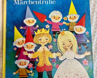 German Vintage bk: Grimm’s Colorful Fairy Tale Chest”