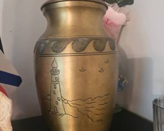 Large cremation urn ( currently occupied) $125