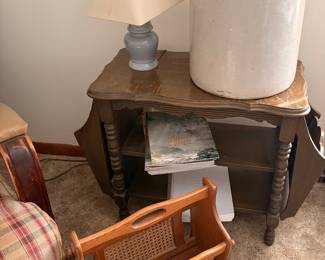 Side table and magazine rack