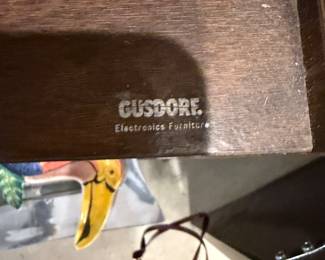 Gusdorf TV stand on wheel $30.00