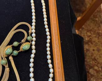 Miriam Haskell Pearl Necklace