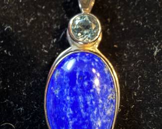 Pendant with blue stone
