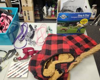 Pet Safe Wireless Fence, Dog Coat, Leashes