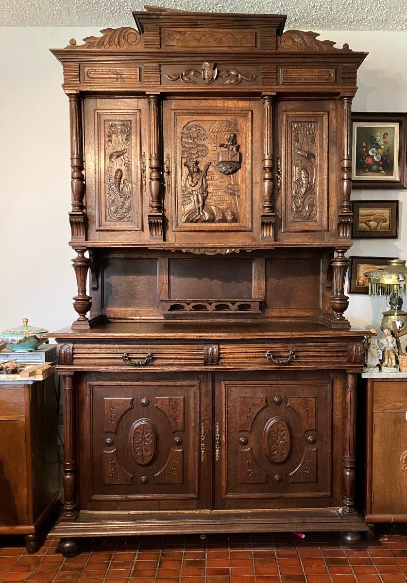 Walnut Buffet/Sideboard
