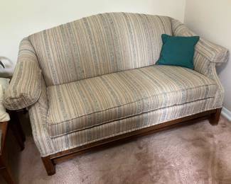 Loveseat 