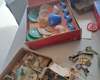 Akron Agate Co Play-time Glass Dish Set